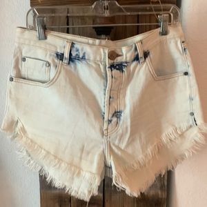 One teaspoon outlaws jean shorts size 28
